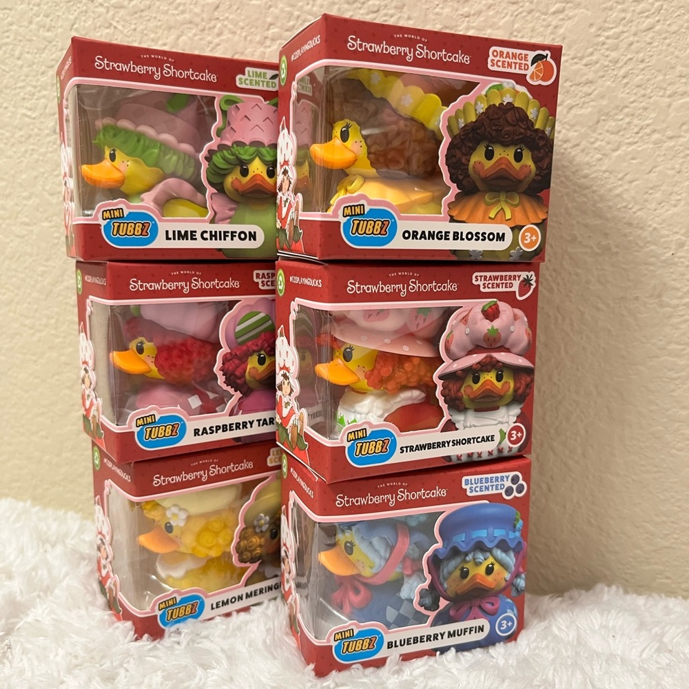 Strawberry Shortcake Scented Collectible Mini Tubbz Complete Set